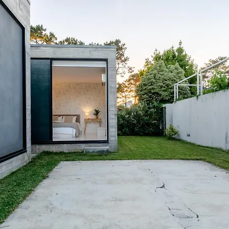 Contemporary House Cabedelo * 비아나도카스텔로