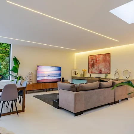 Contemporary House Cabedelo *