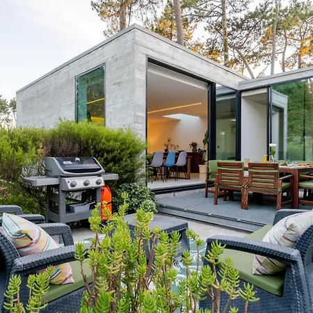 Contemporary House Cabedelo 비아나도카스텔로